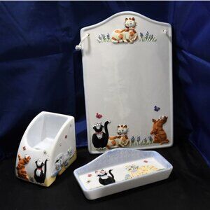 Vintage glazed porcelain cat lovers, cute kitties kitten- dresser, desk, vanity